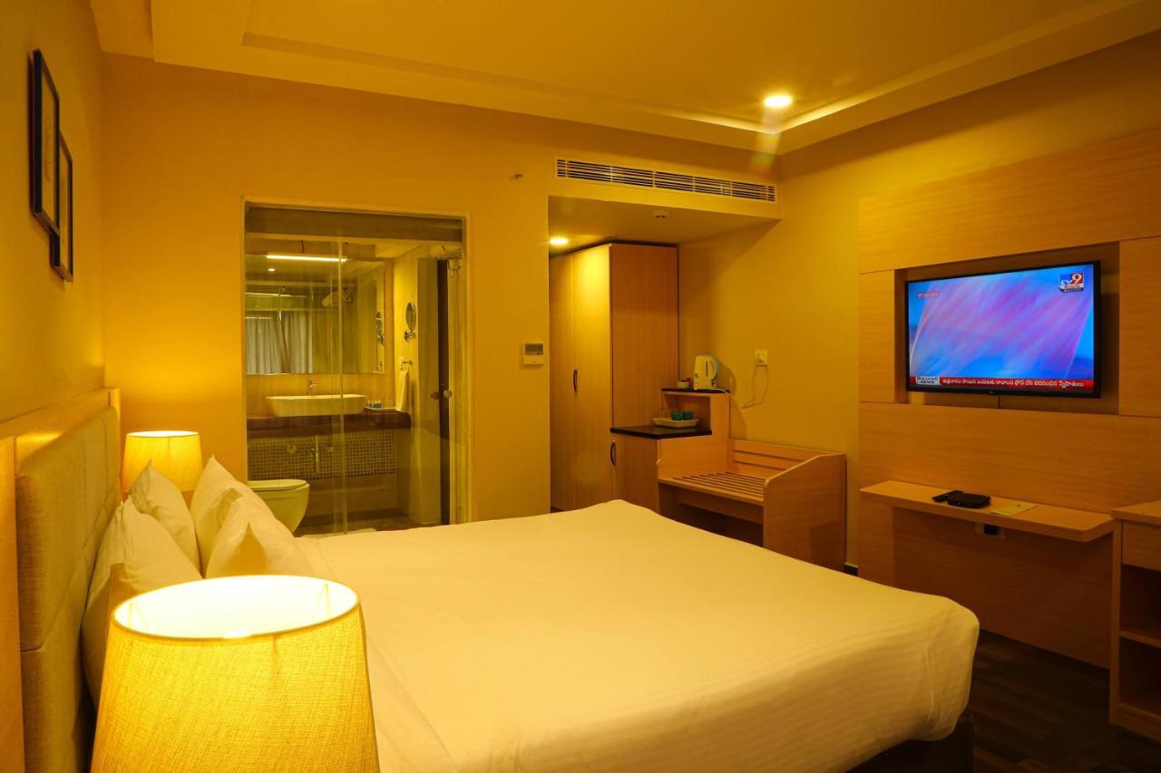 Bay View Hotel Vizag Βιζαχαπατνάμ Εξωτερικό φωτογραφία